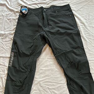 Kuhl Men's Dark Gray Cargo Pants